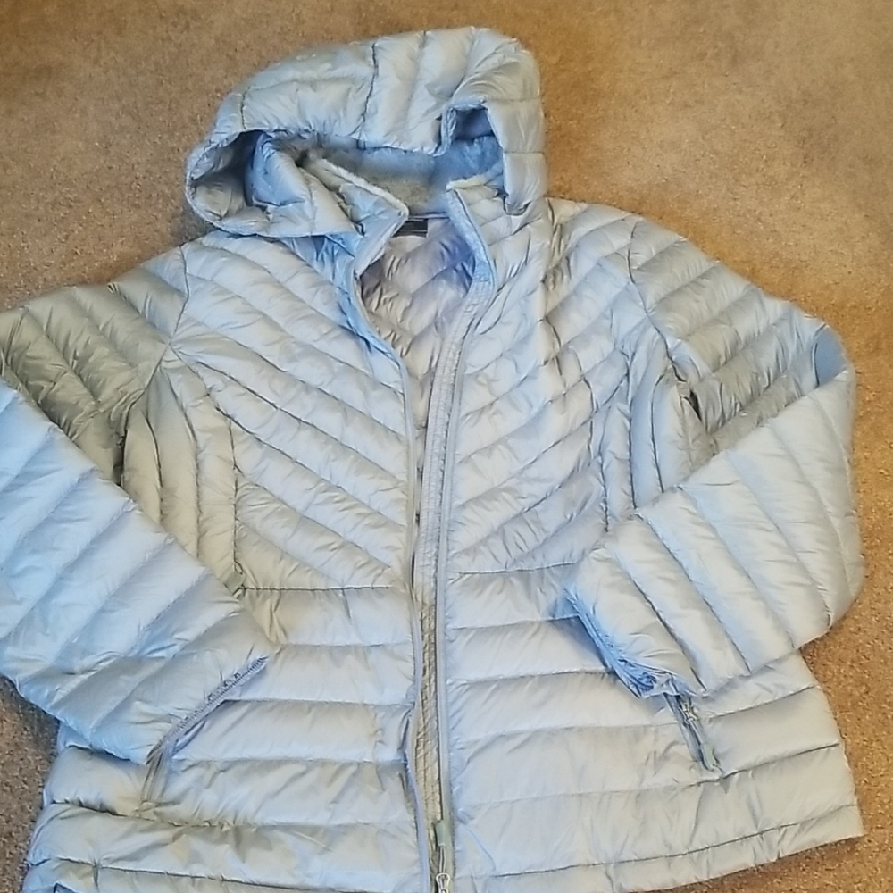 Women's Light Gray Puffer Jacket